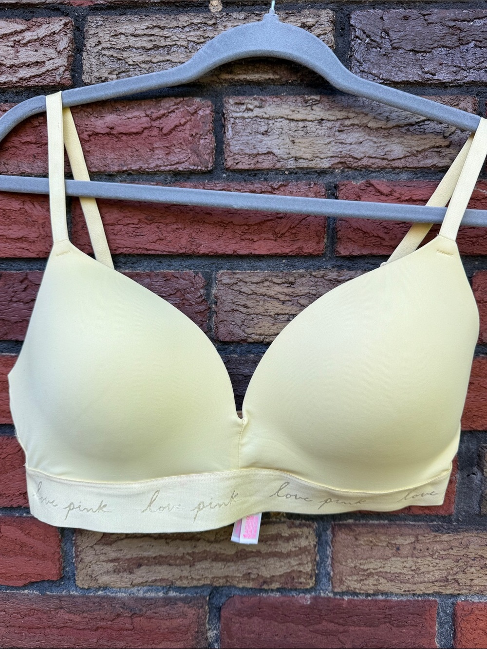 PINK Victoria's Secret Light Yellow Padded T-Shirt Bra